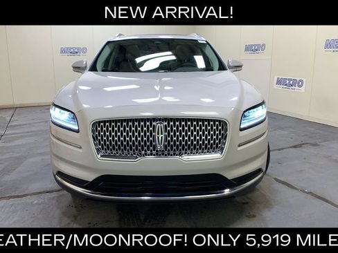 Used 2023 Lincoln Nautilus Reserve w/ Luxury Package AWD/4WD image 8