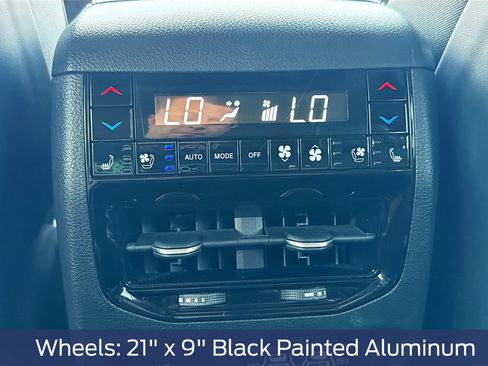 Used 2023 Jeep Grand Cherokee L Summit AWD/4WD image 32