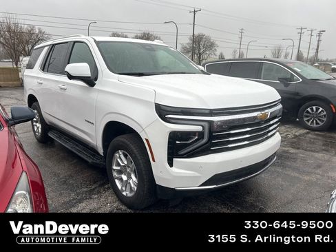 Used 2025 Chevrolet Tahoe LT image 1