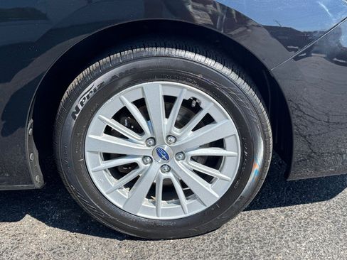 Used 2017 Subaru Impreza 2.0i Premium AWD/4WD image 10