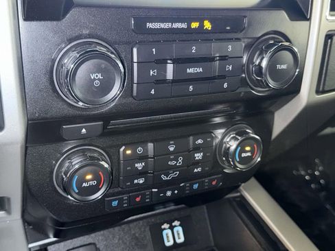 Used 2016 Ford F150 Lariat AWD/4WD image 25