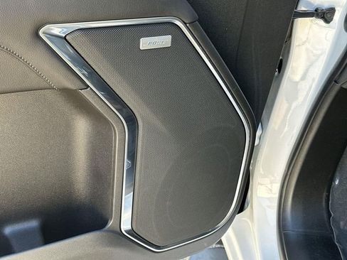 Used 2022 GMC Sierra 1500 SLT w/ SLT Premium Plus Package image 23