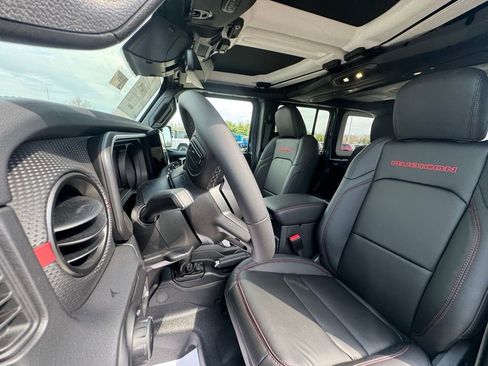 New 2026 Jeep Wrangler Unlimited Rubicon AWD/4WD image 12