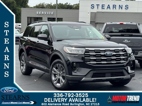 New 2025 Ford Explorer Active w/ Active Comfort Package image 1