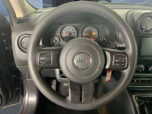 Used 2017 Jeep Patriot Sport w/ Power Value Group FWD image 25