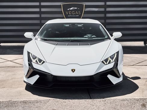 Used 2023 Lamborghini Huracan Tecnica RWD image 16