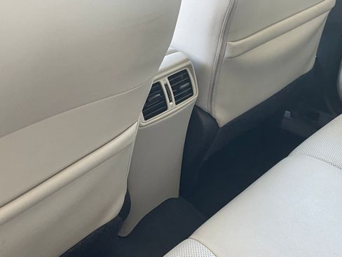 Used 2022 Nissan Rogue Sport SL image 23