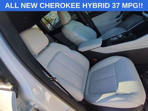 New 2026 Jeep Cherokee Limited AWD/4WD image 31