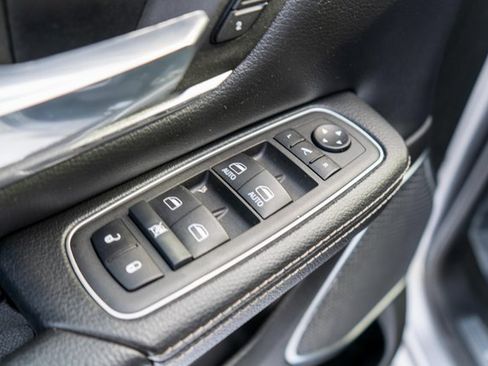 Used 2022 RAM 1500 Laramie w/ Trailer Tow Group image 18