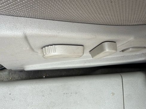 Used 2012 Nissan Rogue SV w/ Premium Pkg image 10