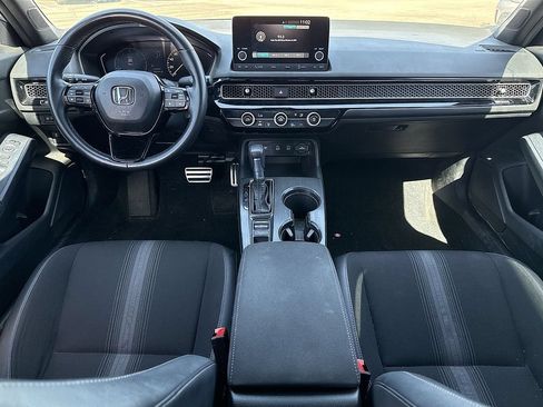 Used 2025 Honda Civic Sport image 14