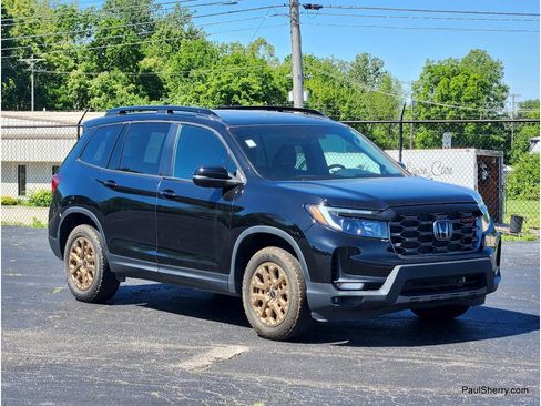 Used 2023 Honda Passport TrailSport image 9