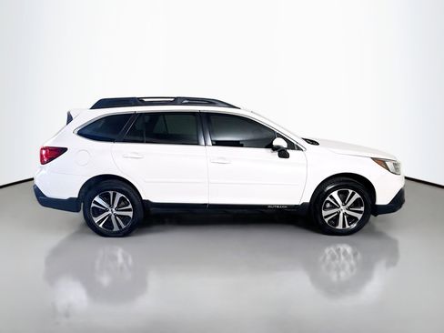 Used 2019 Subaru Outback 2.5i Limited image 11