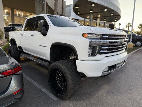 Used 2020 Chevrolet Silverado 2500 LTZ w/ LTZ Plus Package AWD/4WD image 2