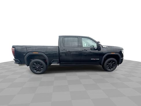 Certified 2025 GMC Sierra 2500 AT4 w/ AT4 Premium Plus Package image 9