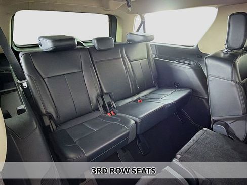 Used 2024 Ford Expedition Max XLT AWD/4WD image 8