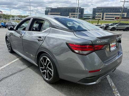 Certified 2025 Nissan Sentra SR FWD image 4