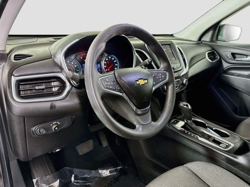 Used 2020 Chevrolet Equinox LT FWD image 23