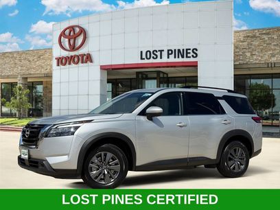 Used 2025 Nissan Pathfinder SV