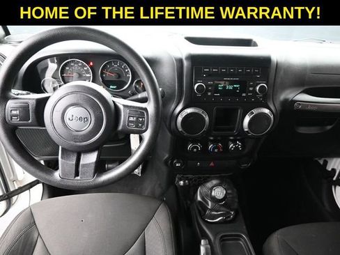 Used 2016 Jeep Wrangler Sport image 15