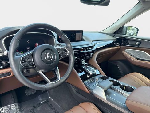 Used 2024 Acura MDX SH-AWD w/ Advance Package image 15