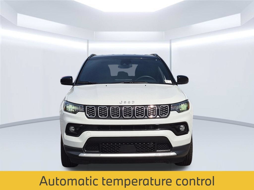 Used 2025 Jeep Compass Limited AWD/4WD image 12