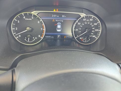Used 2025 Nissan Altima 2.5 SV FWD image 2