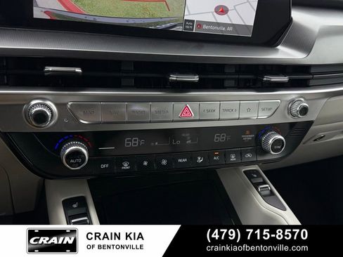 Certified 2024 Kia Telluride S w/ S Sunroof Package AWD/4WD image 16