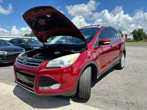 Used 2013 Ford Escape Titanium FWD image 8