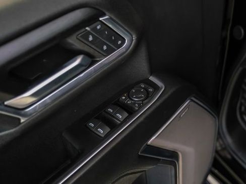 Used 2024 Chevrolet Silverado 2500 High Country w/ High Country Premium Package image 41