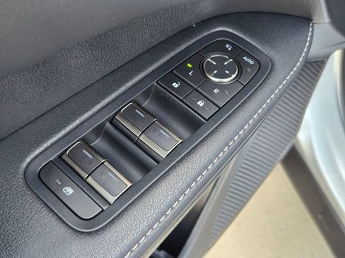 Used 2025 Lexus RX 350 FWD w/ Technology Package image 12