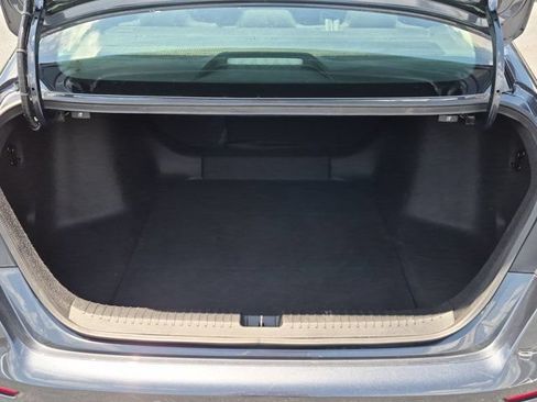 Used 2025 Honda Accord SE image 28