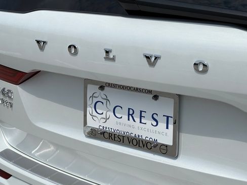 New 2026 Volvo XC60 B5 Ultra w/ Protection Package Premier image 8