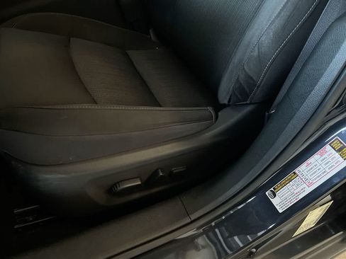 Used 2019 Nissan Altima 2.5 SV FWD image 12