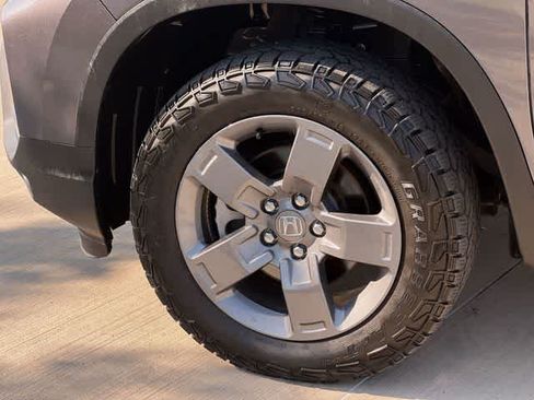 Used 2024 Honda Ridgeline TrailSport image 9