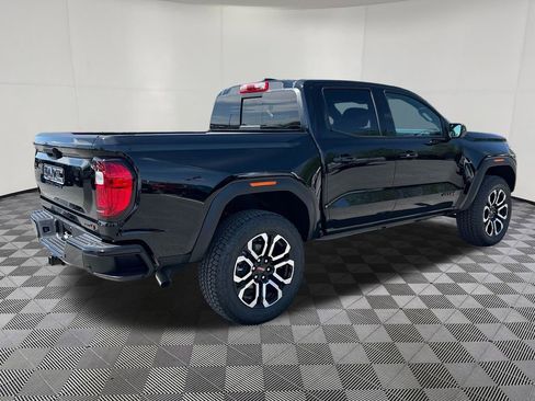 New 2026 GMC Canyon AT4 w/ AT4 Premium Package AWD/4WD image 5