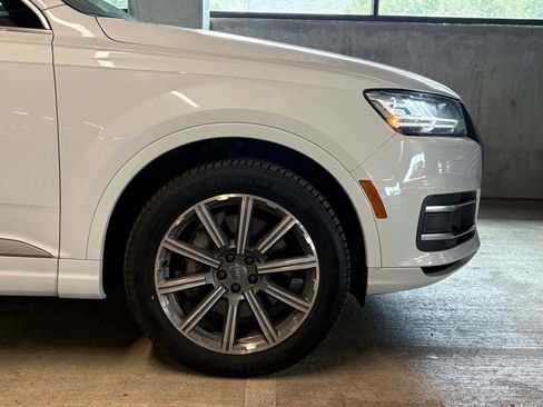 Used 2018 Audi Q7 3.0T Premium Plus AWD/4WD image 11