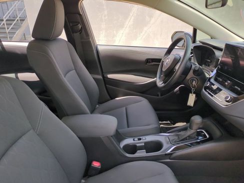 Used 2023 Toyota Corolla LE FWD image 19
