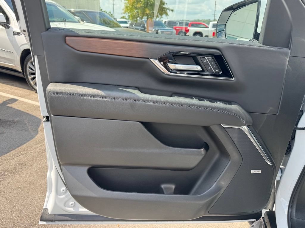New 2026 GMC Yukon Denali RWD image 11