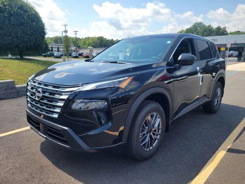 New 2026 Nissan Rogue S image 10