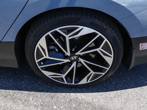 Used 2024 Hyundai Ioniq 6 SEL RWD image 14