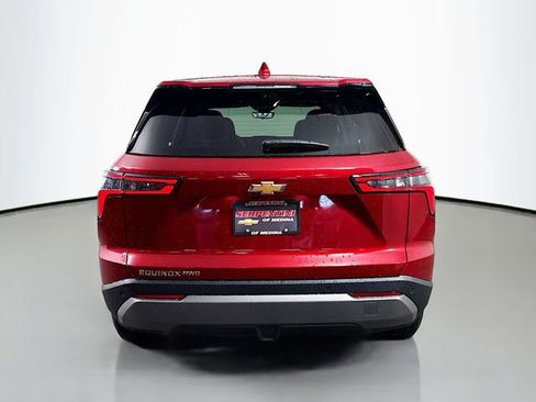 New 2026 Chevrolet Equinox LT w/ Safety and Technology Package image 7