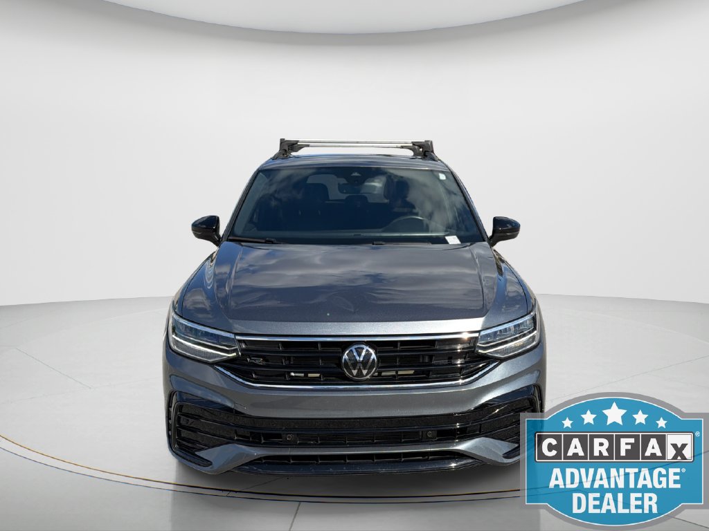 Used 2024 Volkswagen Tiguan SE R-Line FWD image 2