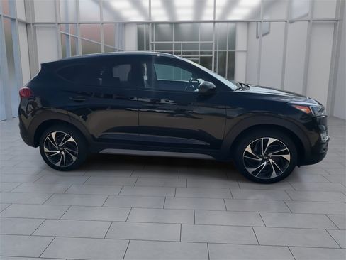 Used 2021 Hyundai Tucson Sport w/ Cargo Package image 10