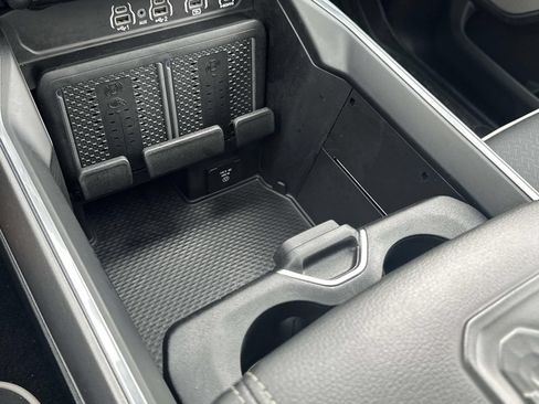 Used 2025 RAM 1500 Laramie w/ Night Edition AWD/4WD image 33