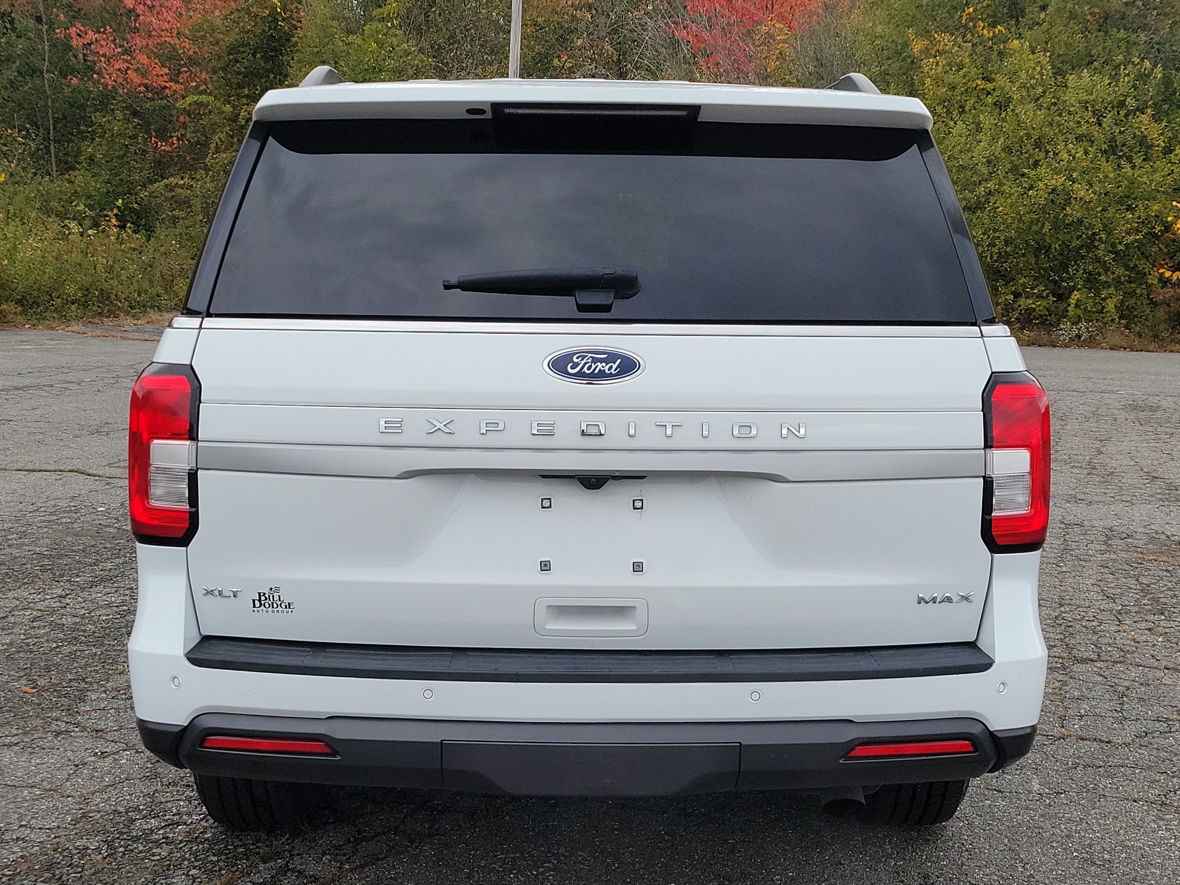 Used 2024 Ford Expedition Max XLT AWD/4WD image 6