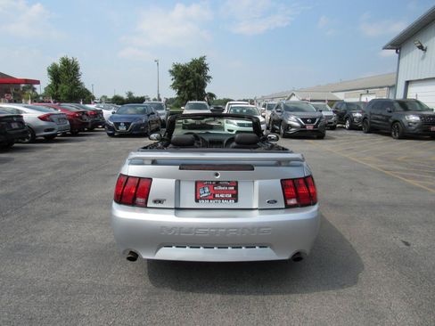 Used 2001 Ford Mustang GT RWD image 5