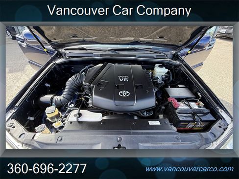 Used 2007 Toyota 4Runner SR5 AWD/4WD image 10
