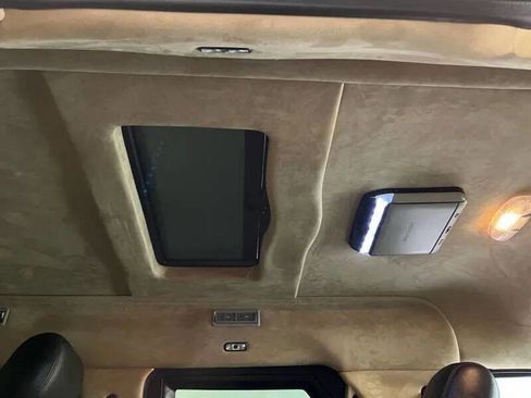 Used 2016 Ford F450 XLT w/ XLT Interior Package image 28