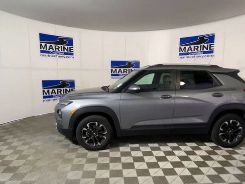Used 2023 Chevrolet TrailBlazer LT w/ Convenience Package AWD/4WD image 7
